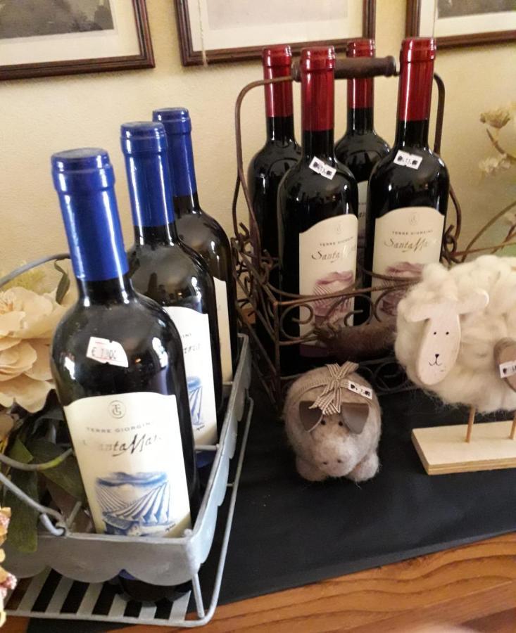 Agriturismo Lupo Cerrino Tarquinia Eksteriør bilde