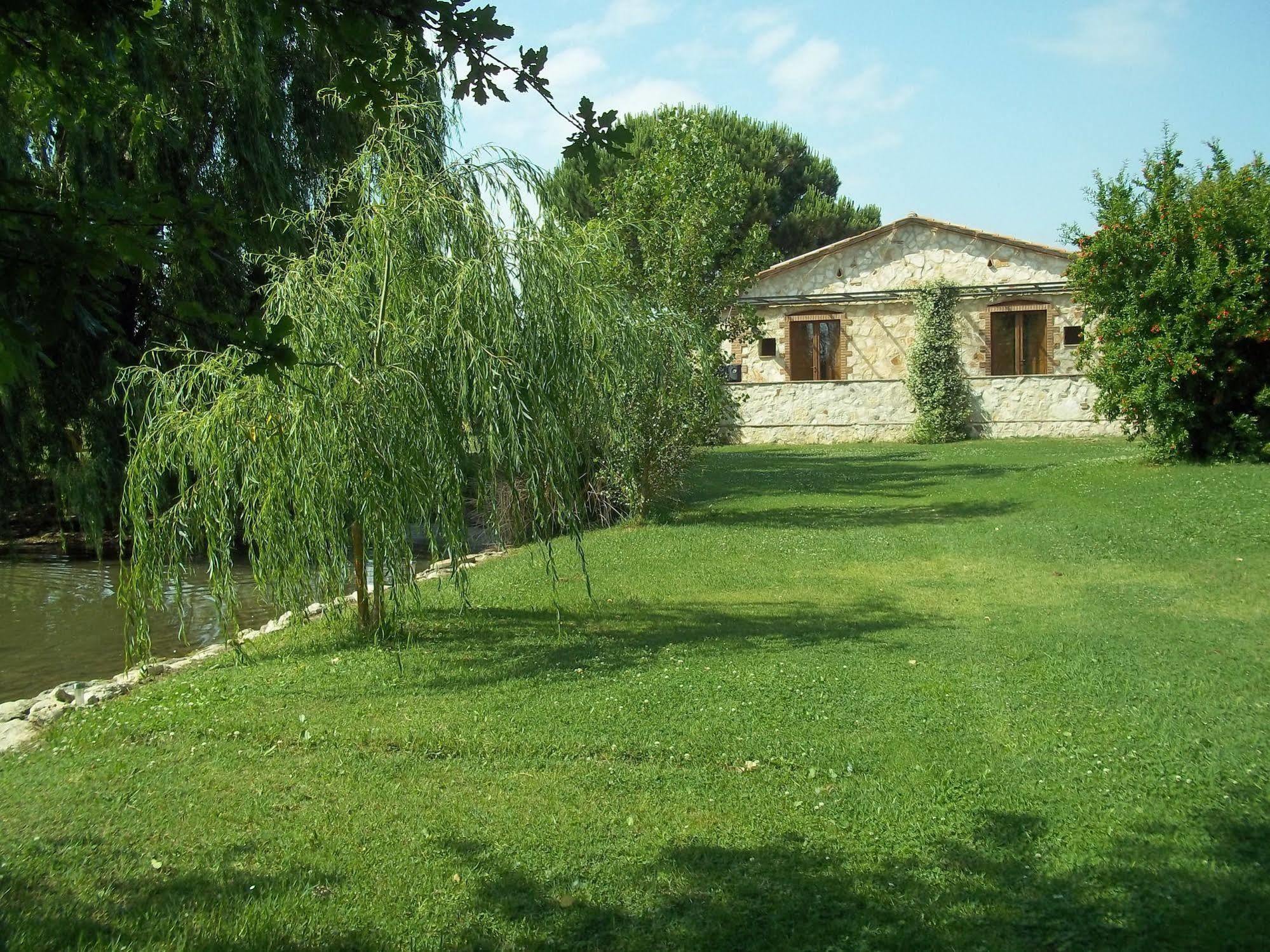 Agriturismo Lupo Cerrino Tarquinia Eksteriør bilde